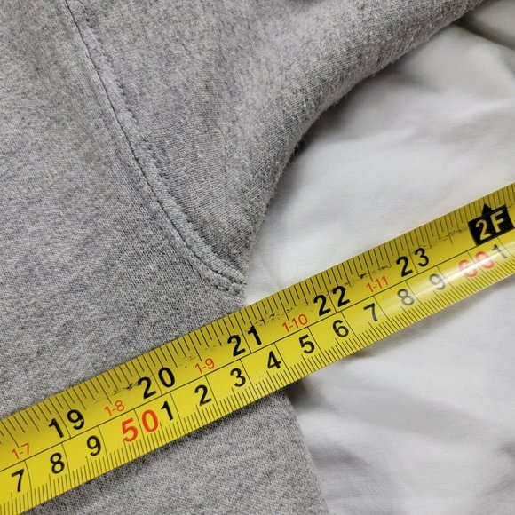 Disney X Hanes Adults Medium Gray Pullover Sweater Long Sleeve Winter Warm - Picture 7 of 9